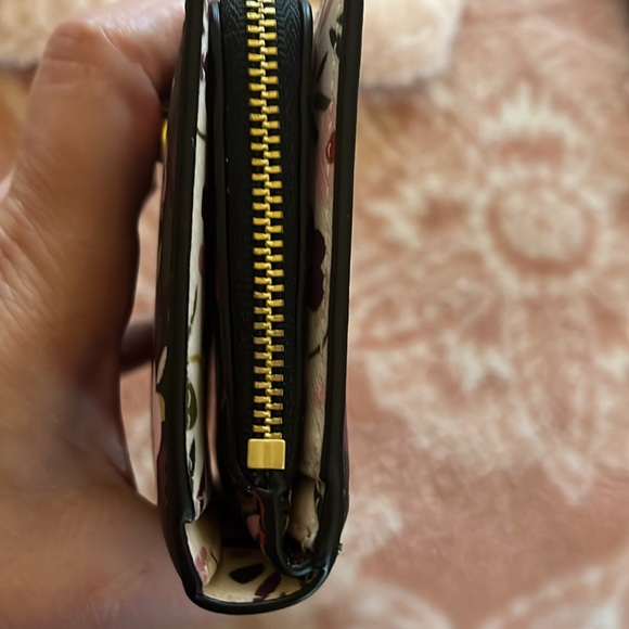 Kate Spade Wallet - Picture 11 of 14